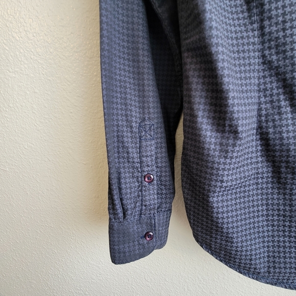 Guess Long Sleeve Pattern Print Button-up Dress Shirt Men's Size Small - Picture 10 of 12